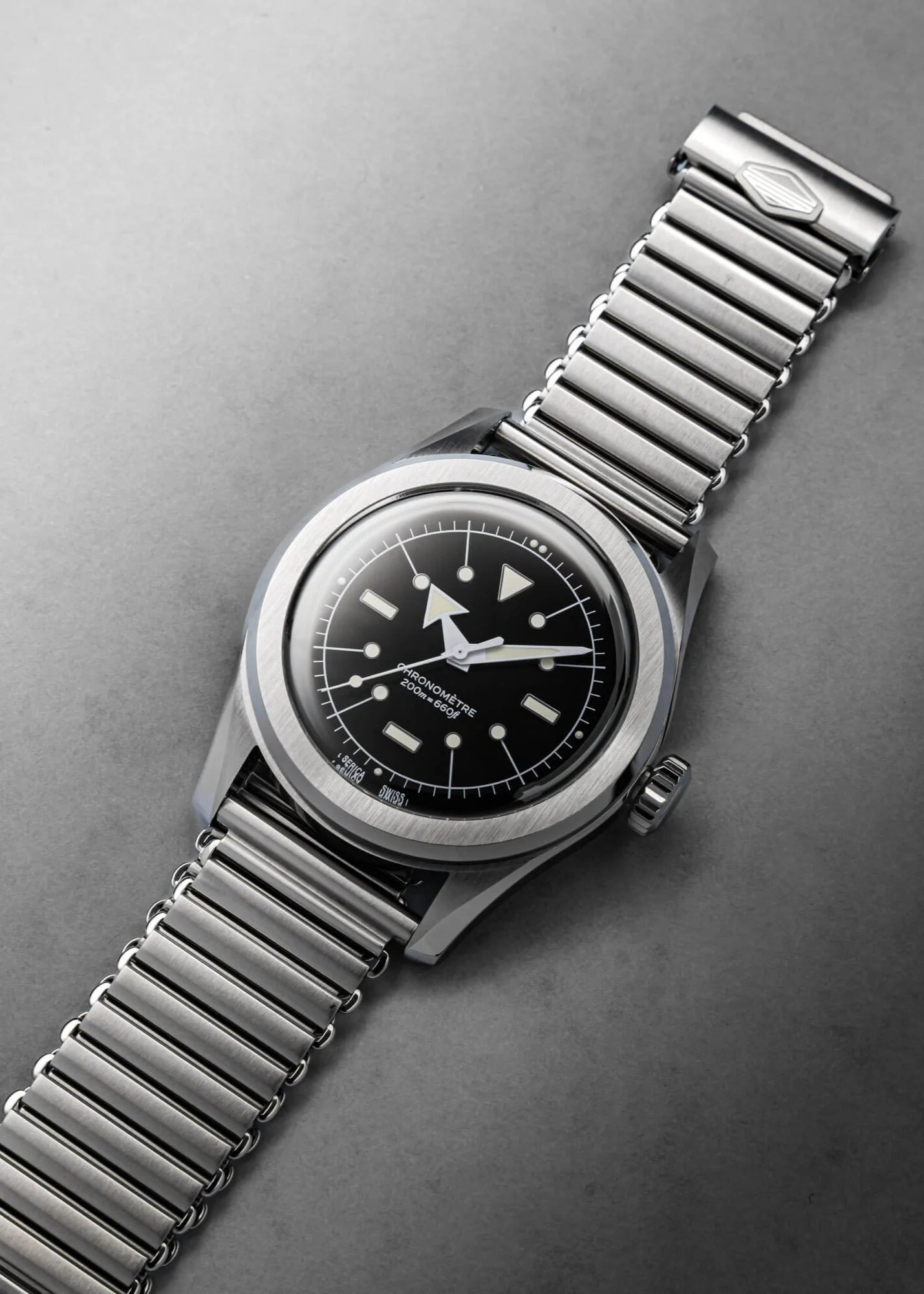 SERICA 6190 MSL BLACK PACKSHOT WEB