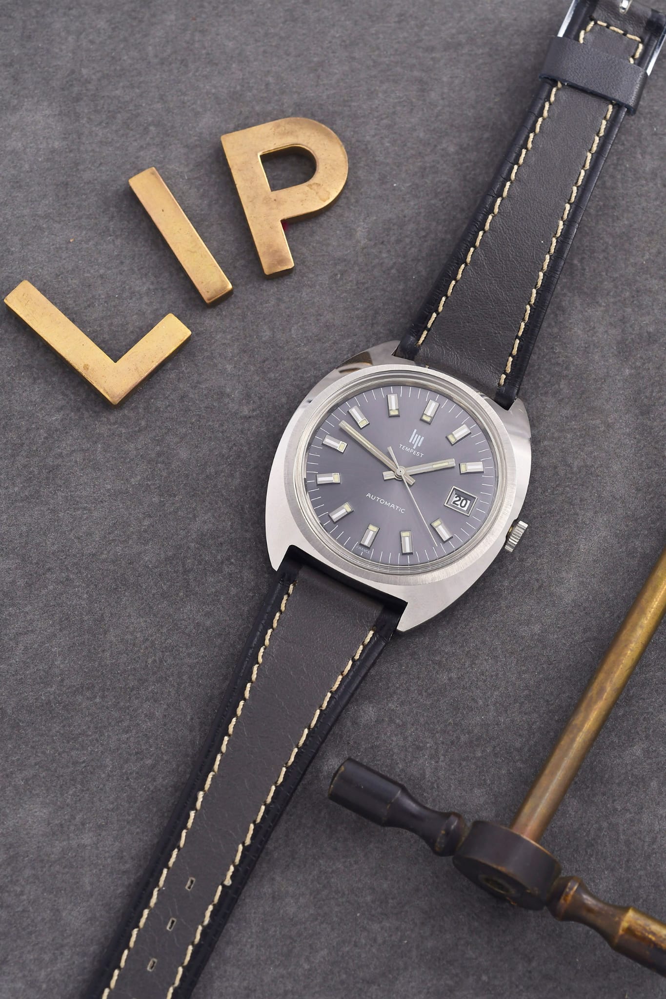 d5df959e 230d 4c00 a2f6 9fab21054bb6